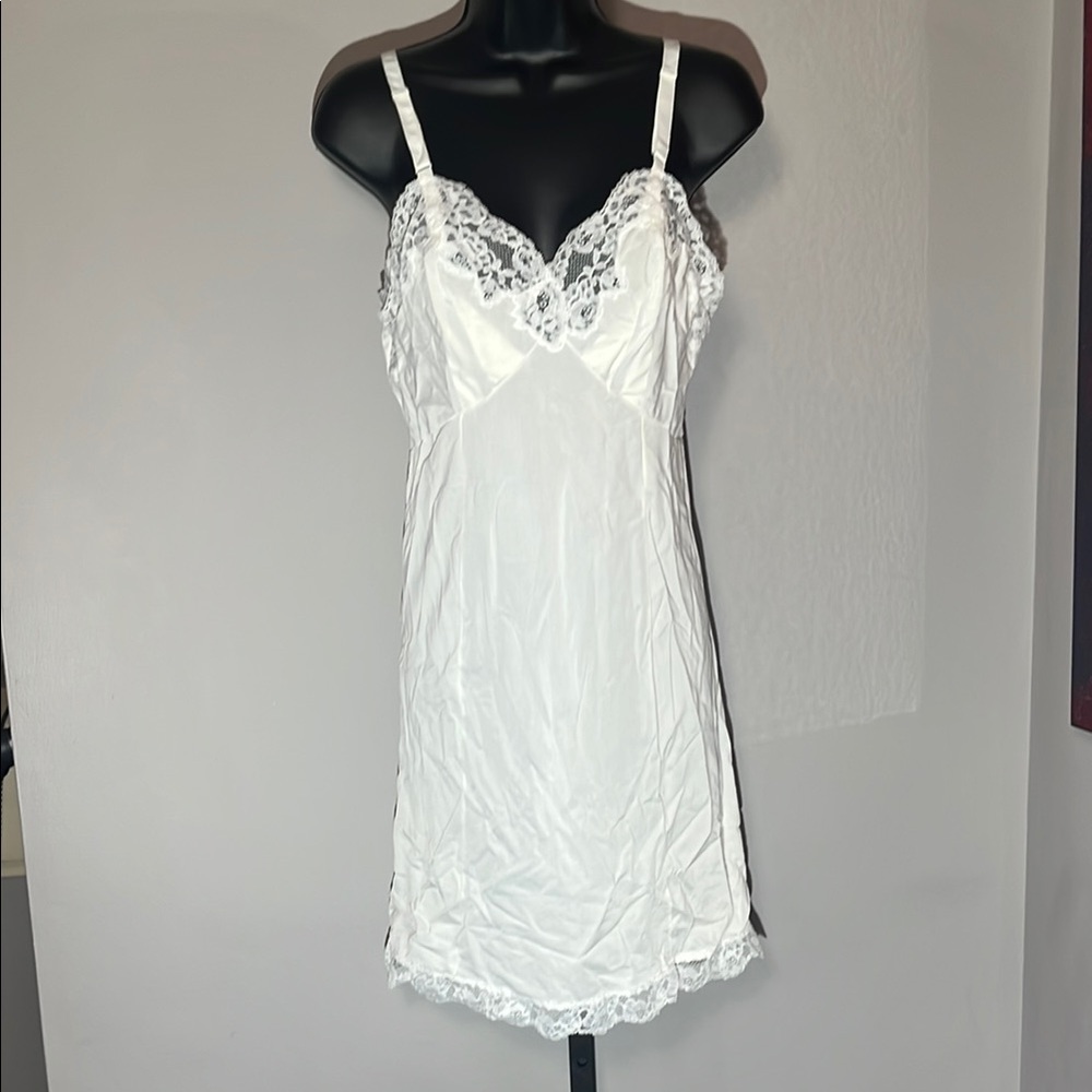 Gossard Artemis VINTAGE Nightgown Slip Dress White Lace Trim
